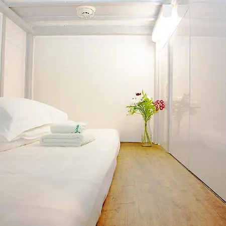 Guest House Siesta Tokyo Exterior photo